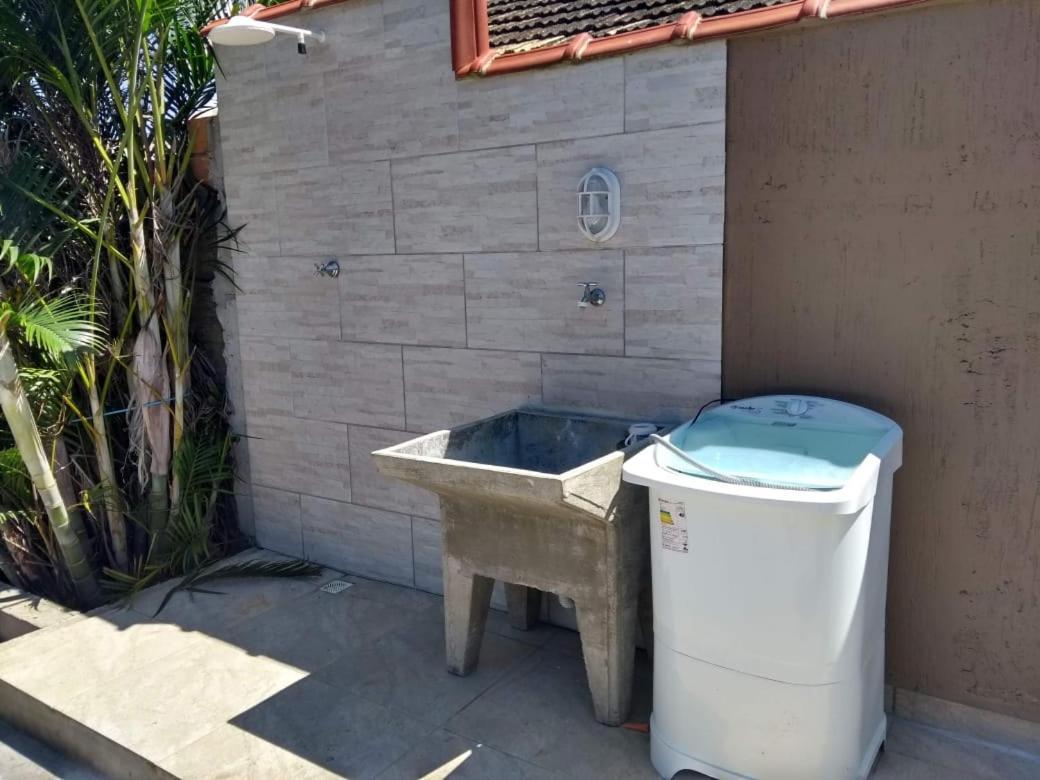 Kitnet Do Pescador 3 Apartment Имбитуба Екстериор снимка